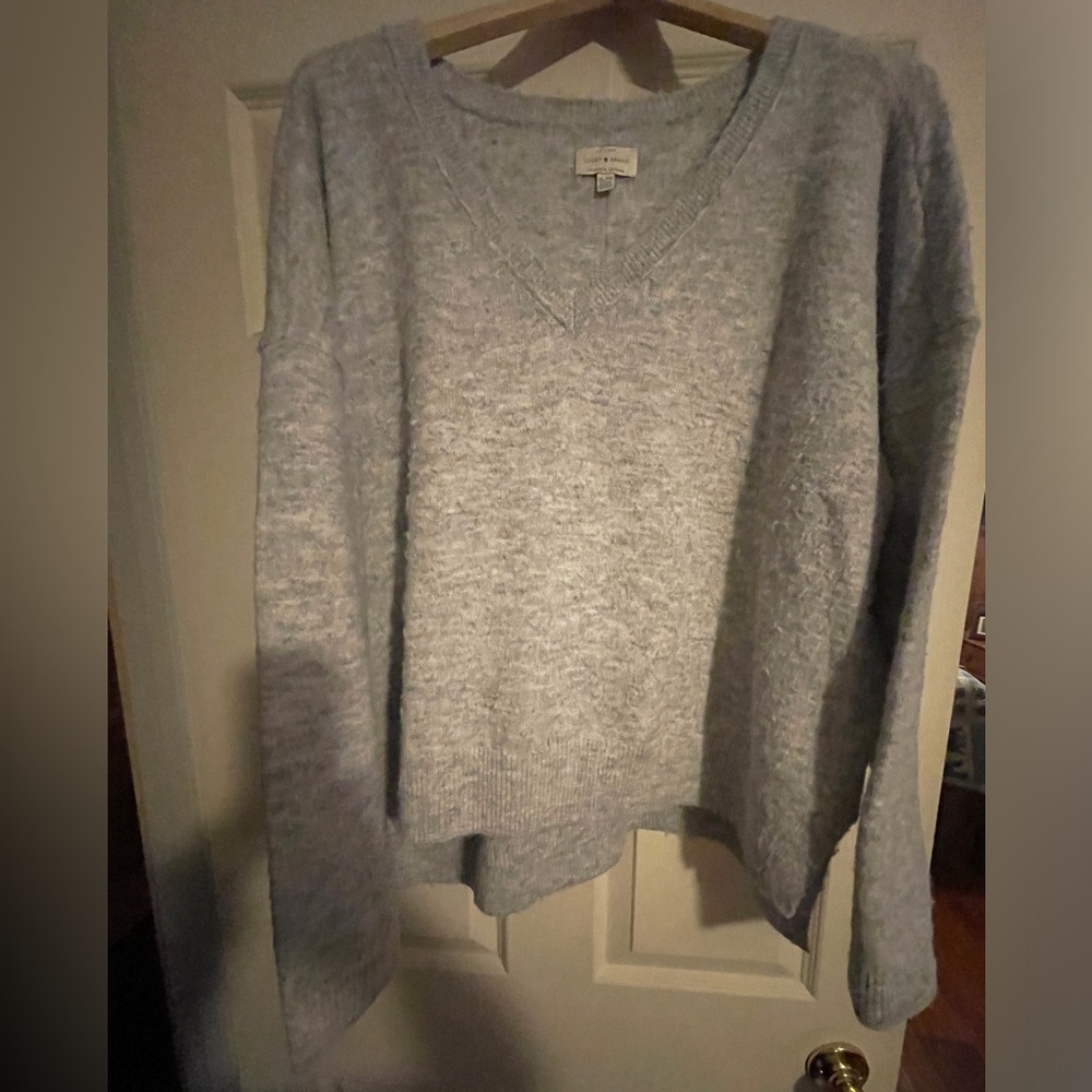 Lucky Brand soft wool v-neck sweater, grey, X Large